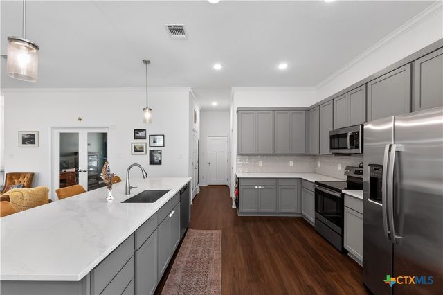 1211 Carnaby Drive, Temple, TX 76502