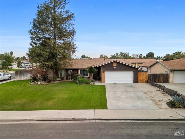 4036 Liz Drive, Bakersfield, CA 93312