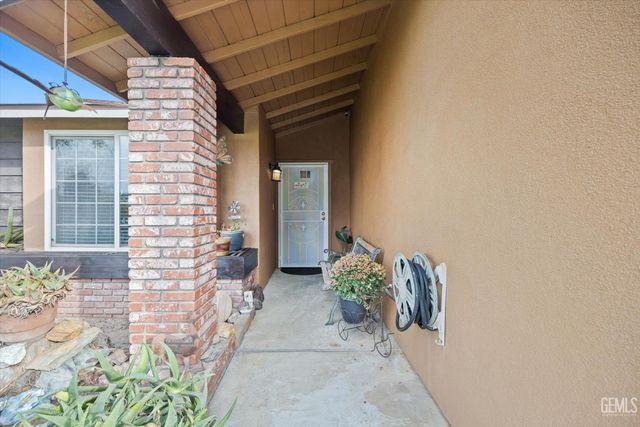 4036 Liz Drive, Bakersfield, CA 93312