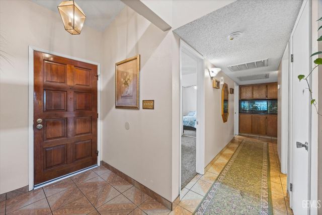 4036 Liz Drive, Bakersfield, CA 93312