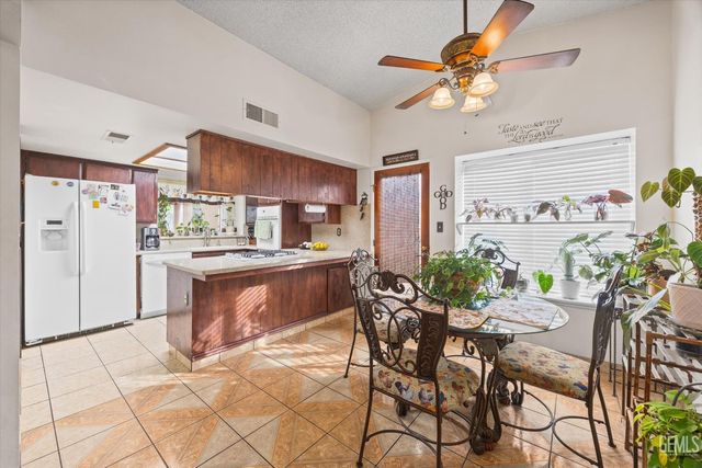 4036 Liz Drive, Bakersfield, CA 93312