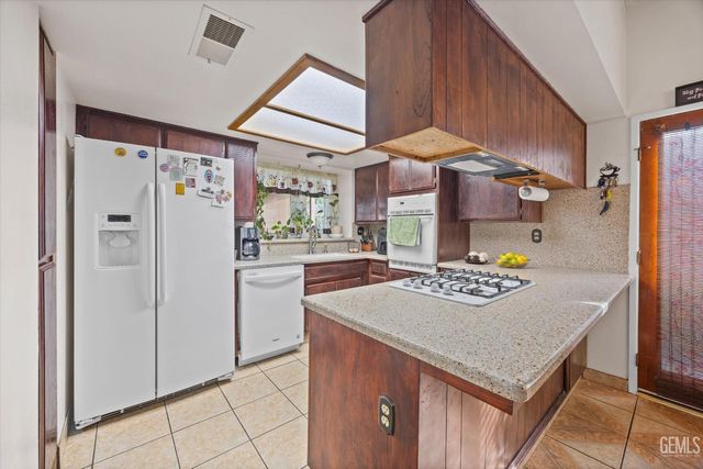 4036 Liz Drive, Bakersfield, CA 93312