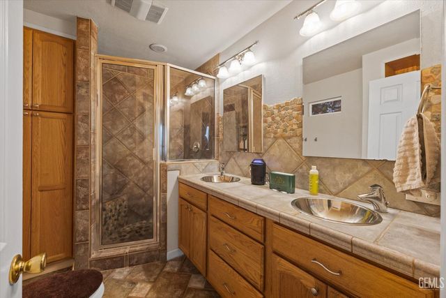 4036 Liz Drive, Bakersfield, CA 93312