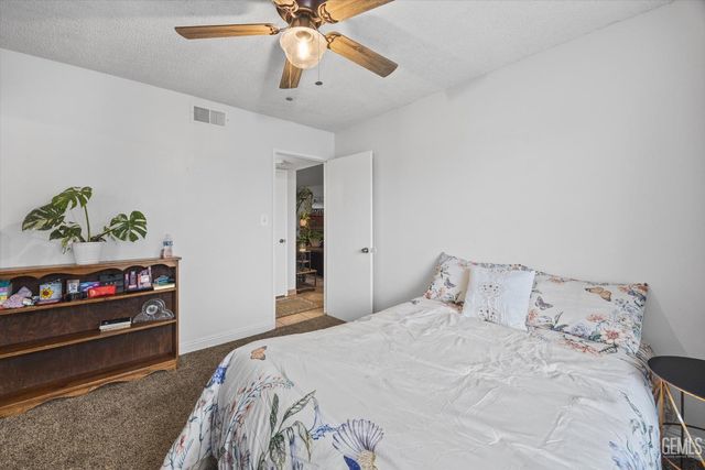 4036 Liz Drive, Bakersfield, CA 93312