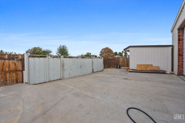 4036 Liz Drive, Bakersfield, CA 93312