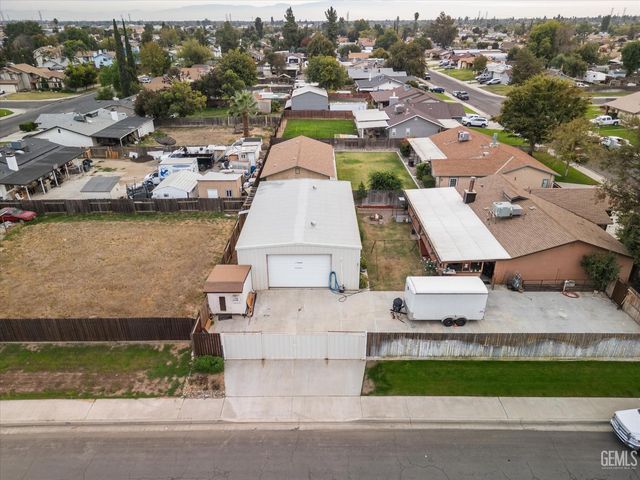 4036 Liz Drive, Bakersfield, CA 93312
