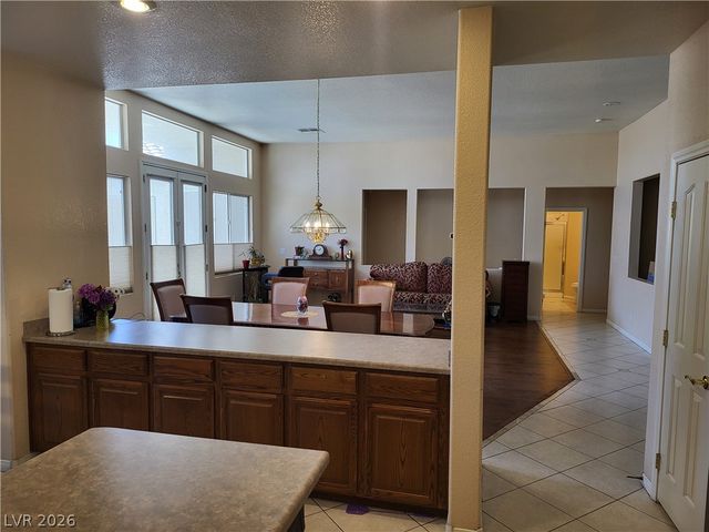 10701 Morning Harbor Avenue, Las Vegas, NV 89129