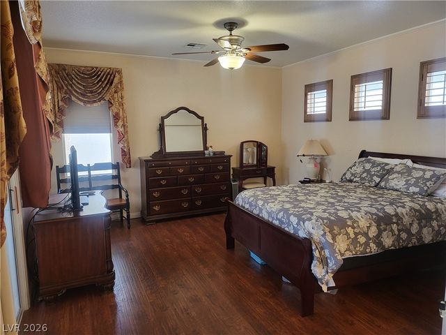 10701 Morning Harbor Avenue, Las Vegas, NV 89129