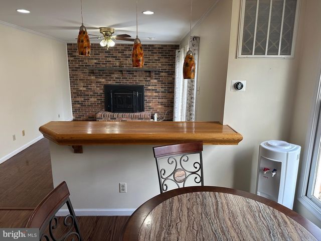 20040 BOBWHITE LN, Sterling, VA 20165