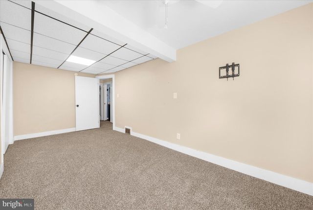 227 BELVEDERE AVE, Reading, PA 19611