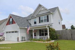 215 Breakwater Drive, Sneads Ferry, NC 28460