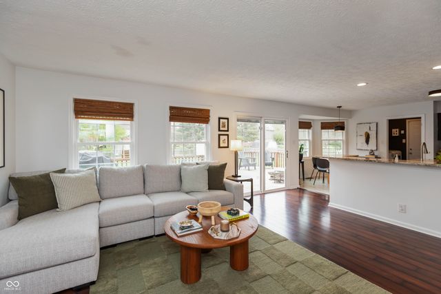 1450 Lancaster Lane, Zionsville, IN 46077