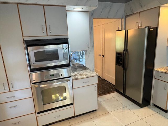 928 Barnsdale Road, Bethlehem City, PA 18017