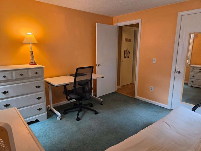 357 Page St, Lunenburg, MA 01462
