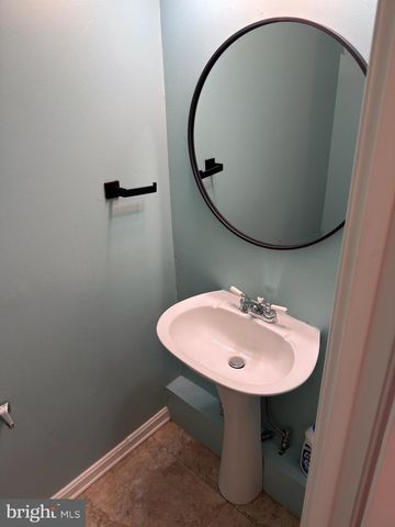 14917 LONDON LN, Bowie, MD 20715