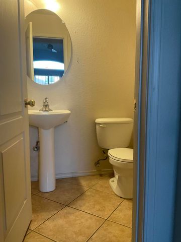 7400 Via Sereno SW, Albuquerque, NM 87121