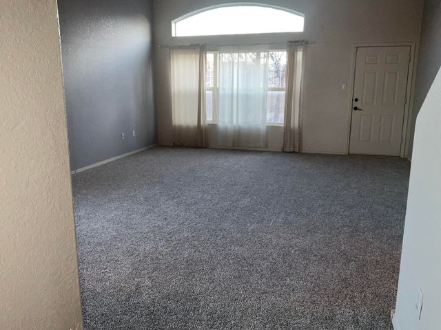 7400 Via Sereno SW, Albuquerque, NM 87121