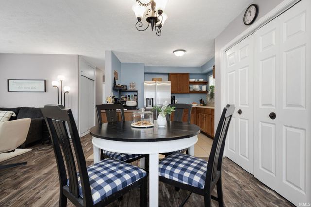 1337 Byron Drive, South Bend, IN 46614