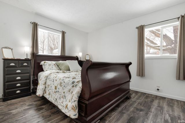 1337 Byron Drive, South Bend, IN 46614