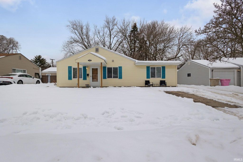 1337 Byron Drive, South Bend, IN 46614