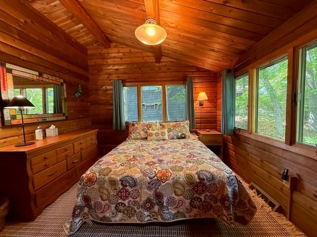 603 N LAKESHORE DR, Louisa, VA 23093