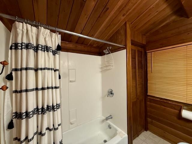 603 N LAKESHORE DR, Louisa, VA 23093