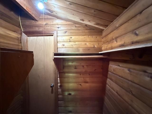 603 N LAKESHORE DR, Louisa, VA 23093
