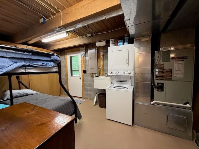 603 N LAKESHORE DR, Louisa, VA 23093