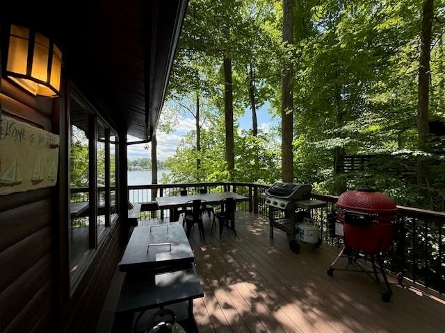 603 N LAKESHORE DR, Louisa, VA 23093