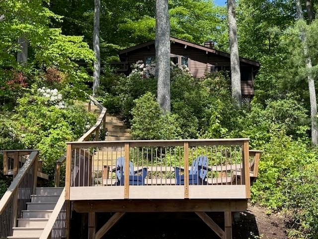 603 N LAKESHORE DR, Louisa, VA 23093