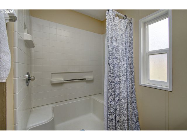 15619 Ne CAPLES Rd 150, Brush Prairie, WA 98606