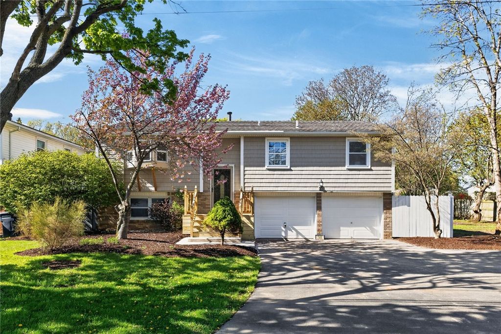 246 Ford Avenue, Gates, NY 14606