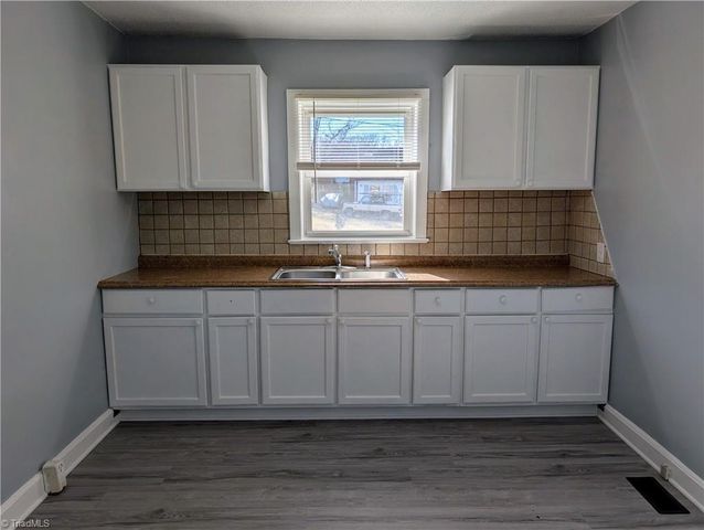 607 Martha Place, High Point, NC 27263