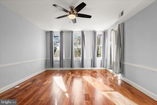 2820 E BALTIMORE ST, Baltimore, MD 21224