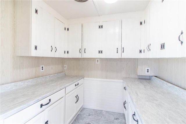 1400 S Market Street, Holden, MO 64040