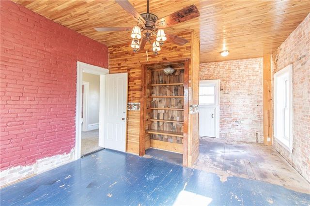 1400 S Market Street, Holden, MO 64040