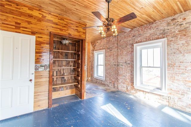 1400 S Market Street, Holden, MO 64040