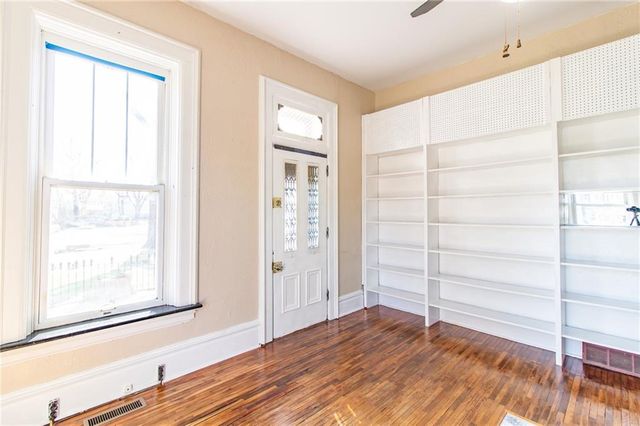 1400 S Market Street, Holden, MO 64040