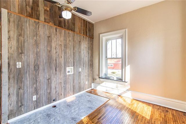 1400 S Market Street, Holden, MO 64040