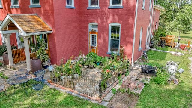 1400 S Market Street, Holden, MO 64040