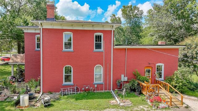 1400 S Market Street, Holden, MO 64040