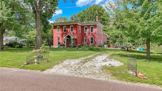 1400 S Market Street, Holden, MO 64040