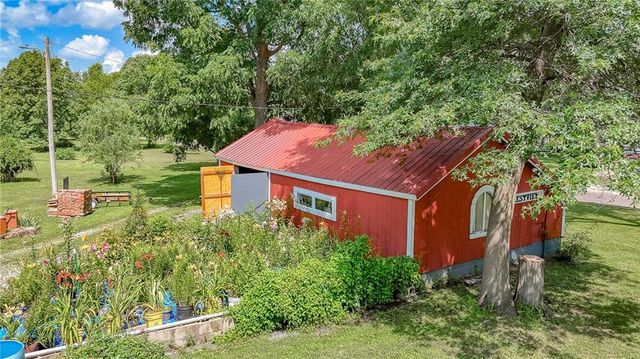 1400 S Market Street, Holden, MO 64040