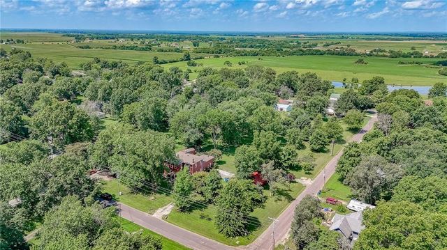 1400 S Market Street, Holden, MO 64040