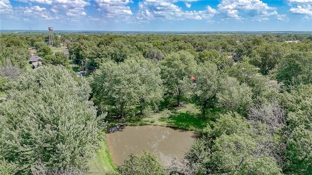 1400 S Market Street, Holden, MO 64040