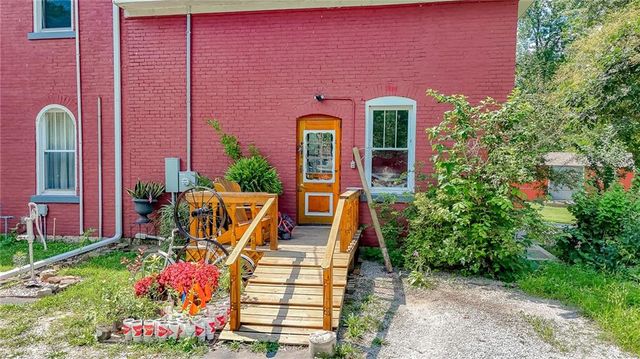 1400 S Market Street, Holden, MO 64040