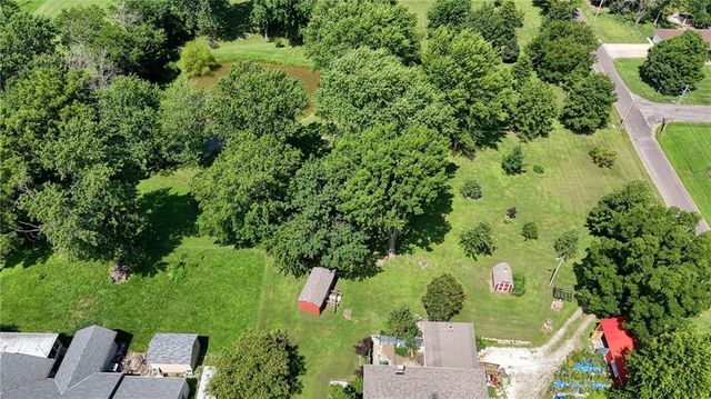 1400 S Market Street, Holden, MO 64040