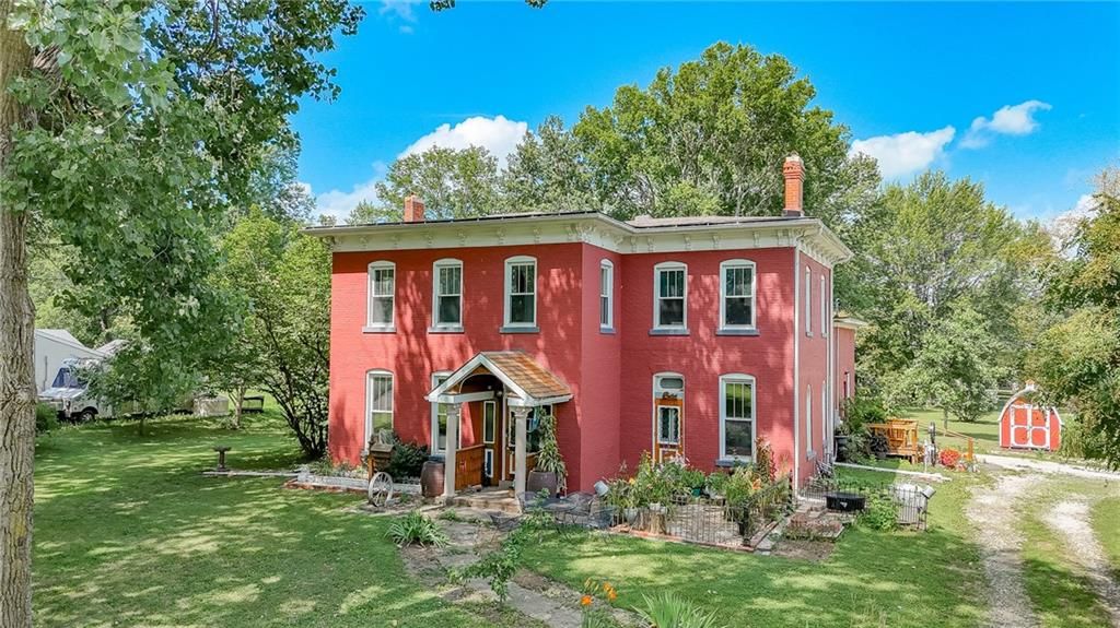 1400 S Market Street, Holden, MO 64040