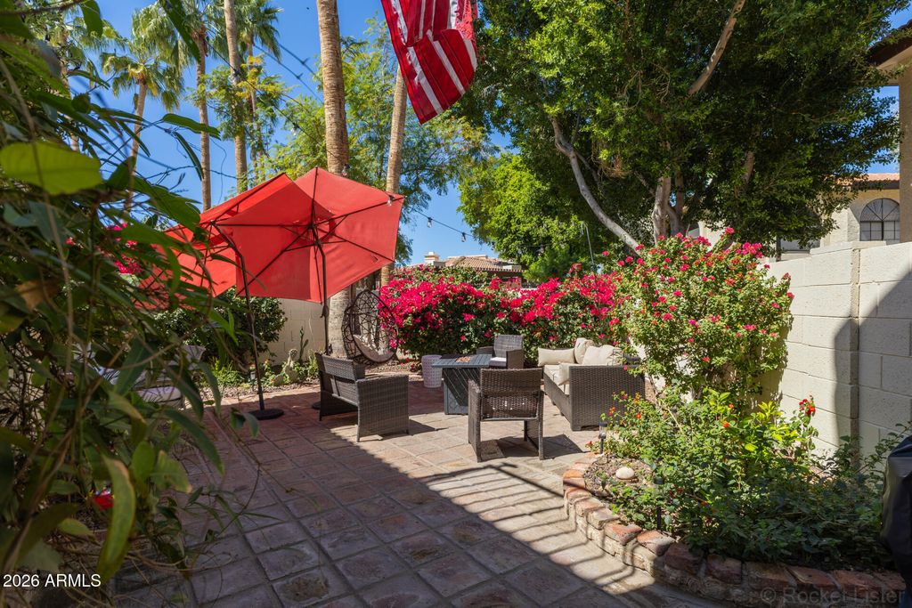 Image 10 of property listing at 8840 S 51ST Street 1, Phoenix, AZ 85044