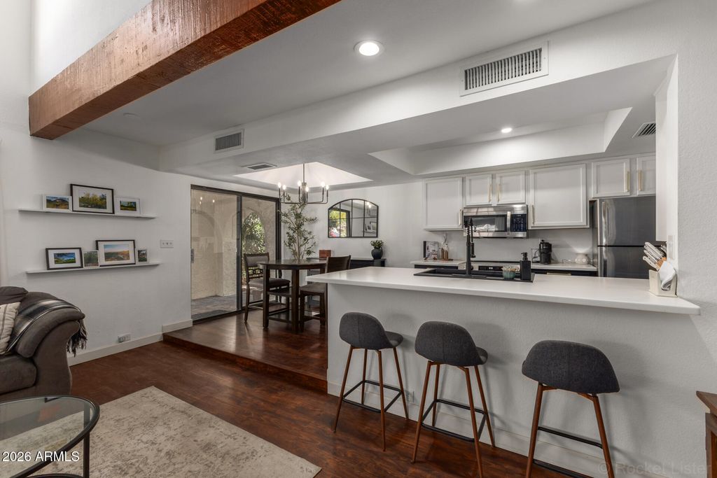 Image 17 of property listing at 8840 S 51ST Street 1, Phoenix, AZ 85044